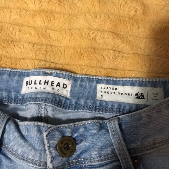 jean shorts - Picture 3 of 3